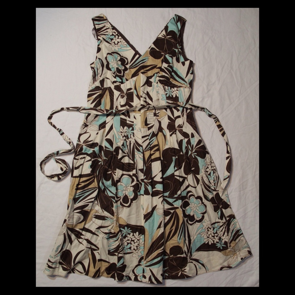 Sandra Darren floral dress